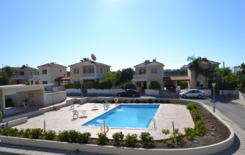 CV1034, 2 bedrooms apartment for rent in Pervolia close to the BEACH