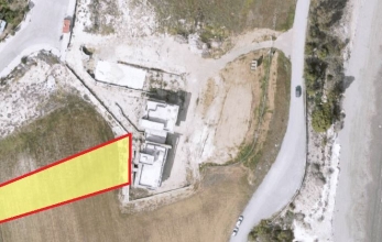 CV1289, Large Building plot for sale close to Pervolia beach.