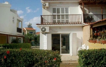CV1747, 2 bed coastal house for sale in Faros Pervolia.