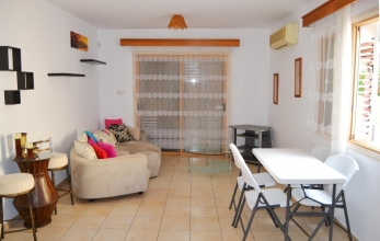 CV1787, 2 bedrooms coastal house for rent in Meneou.