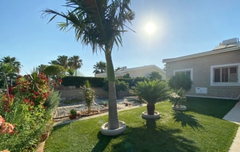 CV1808, Beautiful detached bungalow for sale 2nd line from Meneou beach.
