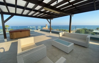 CV1904, Luxury Penthouse with Panoramic Sea View for sale in Pervolia.