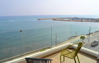CV1946, Luxury 2 bed apartment with amazing sea views for sale in Mackenzie.