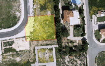 CV1997, Large plot for sale in Dhekelia road.