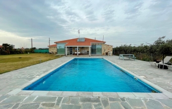 CV2011, 3 Bed bungalow for sale in a huge land in Pervolia.  