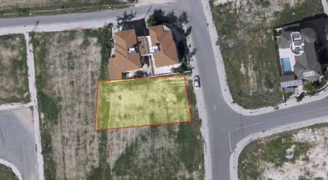 Residential building plot for sale in Krasas.