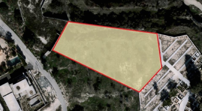 Residential land for sale in Agios Tychonas.