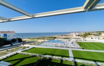 CV2217, One bed Beach front penthouse in Pervolia