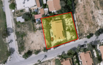 MLS1177, Residential building plot with a building inside for sale in Makenzy area Larnaca