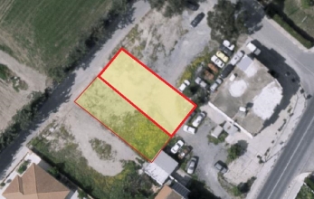 CV2489, An opportunity to buy a half building plot in Meneou.