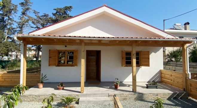 Two bedroom bungalow for sale in Pervolia