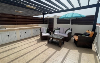 CV2594, Two bed apartment with roof garden for sale