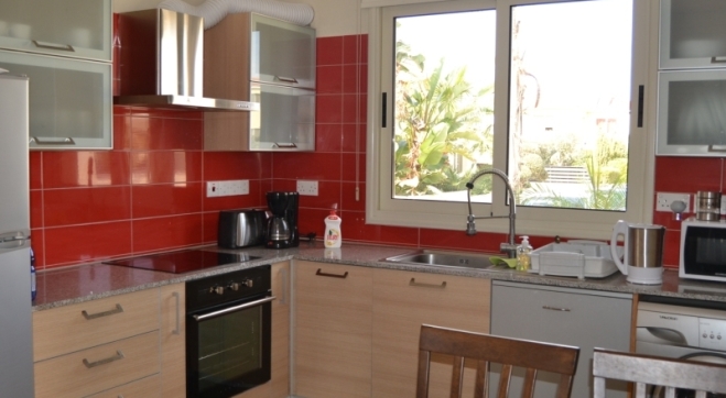 RENTED - Two bed villa with garden for rent in Pervolia