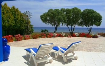 ML252, Luxury sea front villa for rent in Meneou Larnaca