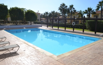 Three bedrooms detached house for sale in Pervolia with a common pool close to the beach!