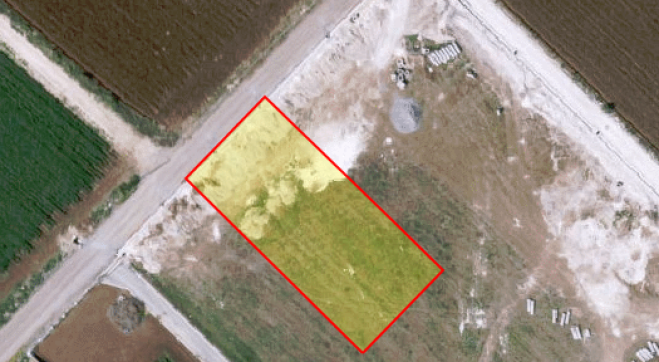 Coastal building plot for sale in Pervolia close to the beach