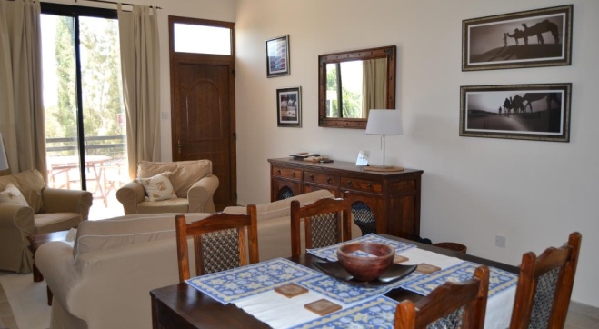 Two bedroom ground floor apartment for rent in Tersefanou 