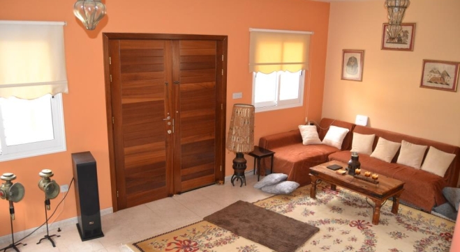 House for sale in Livadia.