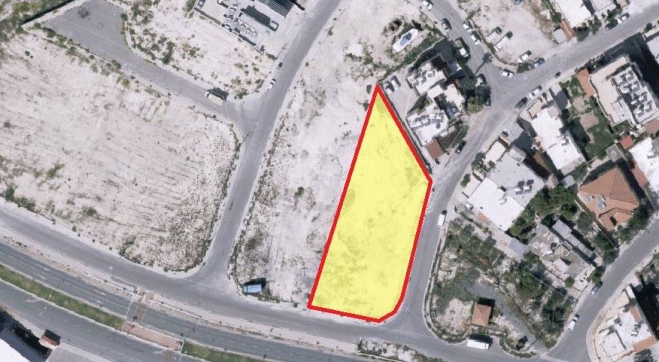 3 building plots for sale in Salamina area.