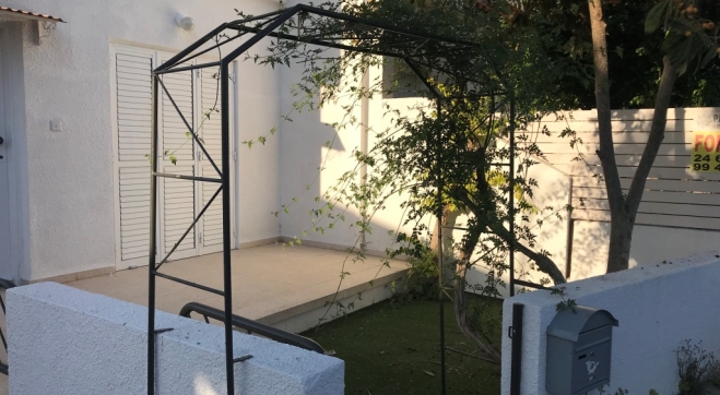 Maisonette for sale in Kiti.