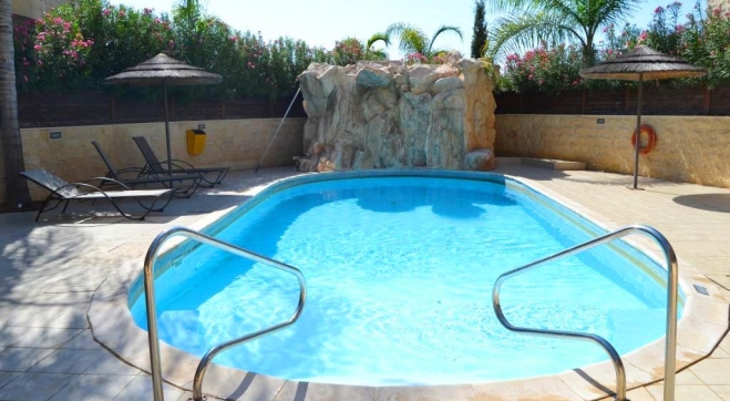 1 Bedroom flat for sale in Tersefanou.