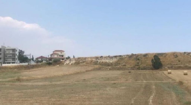 BUILDING PLOT FOR SALE IN A VERY GOOD PRICE IN MUNICIPALITY OF ARADIPPOU