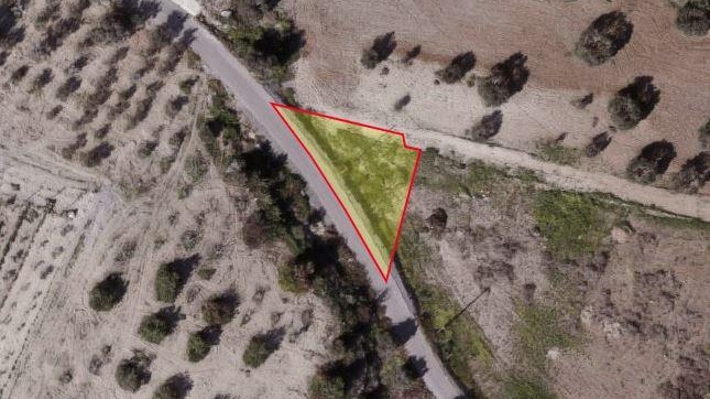 For sale building plot in Mazotos.