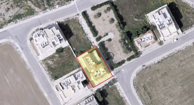 BUILDING FOR SALE IN PERVOLIA