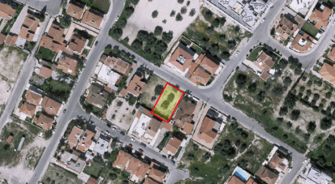 Plot for sale in Agios Fanourios.