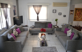 CV1729, Semi-detached house for sale in Kiti.