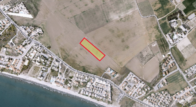 Tourist land for sale in Pervolia.