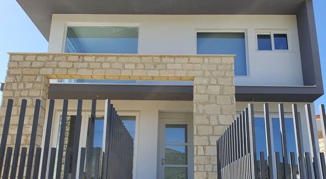 4 bed houses for sale in Foinikaria. 