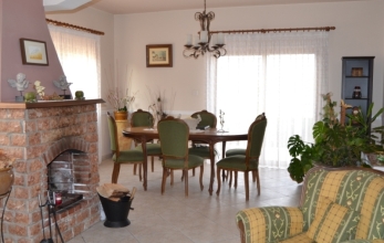 ML371, Three bed detached house for rent in Kiti