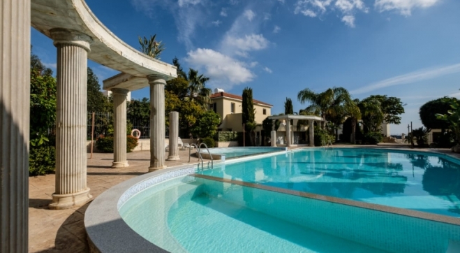 Three bed house for rent in Tersefanou 