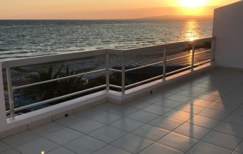 ML1173, Four bedroom beach front house for rent in Pervolia
