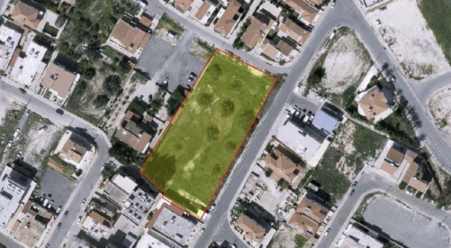 Large residential land for sale in Aradippou.