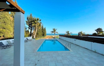 CV2004, 4 bed villa on the beach for sale in Pervolia.