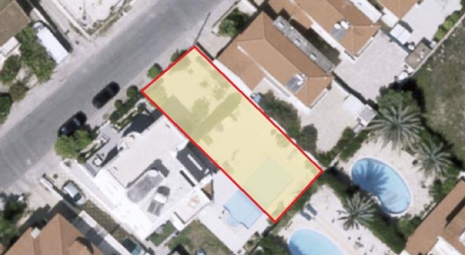 Half building plot for sale in Dhekelia road.