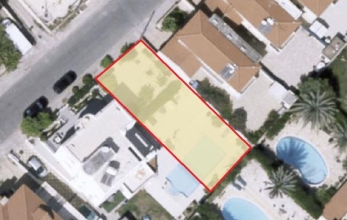 CV2038, Half building plot for sale in Dhekelia road.