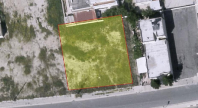 Building plot for sale in Kamares.