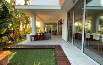 CV2057, Modern 4 bedroom detached villa with garden for sale in Kiti.