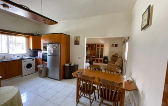 CV2073, 3 bed Bungalow for sale in Meneou.