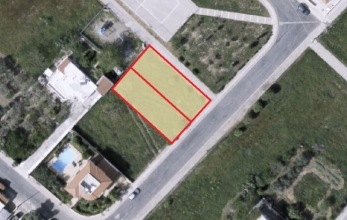 CV2099, Half building plot for sale in Kiti.