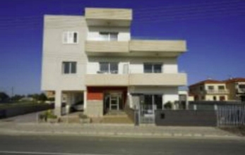 CV2123, For sale a 2 bed apartment in Pervolia village.