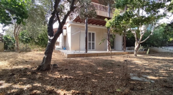 Three bedroom detached house with garden close to the beach in Pervolia.
