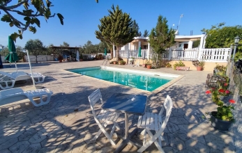 CV2222, 5 bedroom agricultural bungalow with pool for sale in Tersefanou.