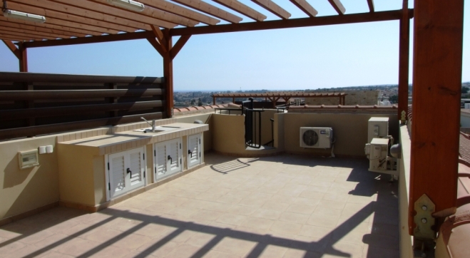 Two bed apartment with roof garden