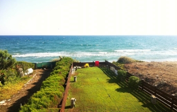 54262, Two bed sea front apartment in Pervolia, Larnaca
