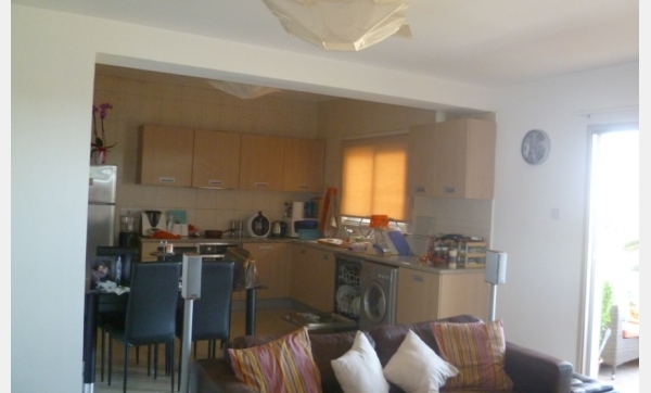 Resale two bed flat for sale in Agios Nicolaos Area in Larnaca