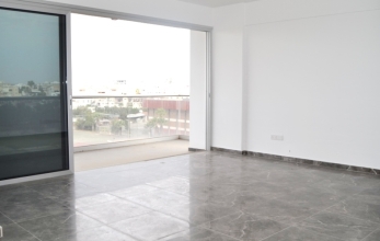 ML586, Luxury 2 bed apartment for sale in Larnaca centre